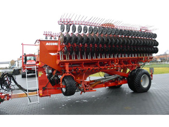 Seed drill KVERNELAND