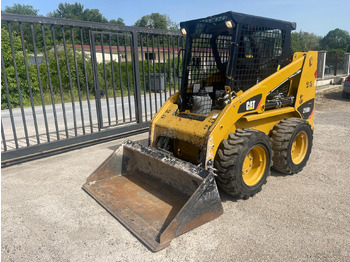 Skid steer loader CATERPILLAR 216B3