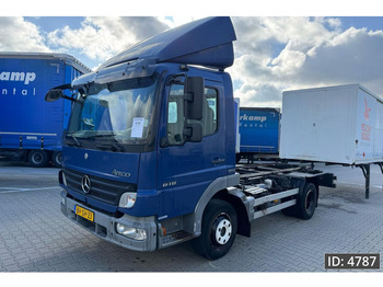 Container transporter/ Swap body truck MERCEDES-BENZ Atego 816