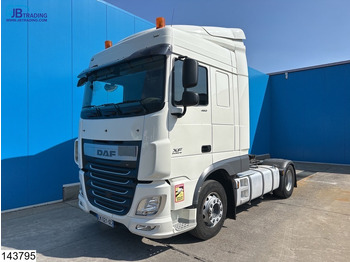 Tractor unit DAF XF 460