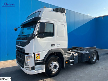 Tractor unit VOLVO FM 450