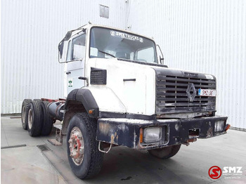 Cab chassis truck RENAULT