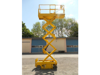 Scissor lift GENIE