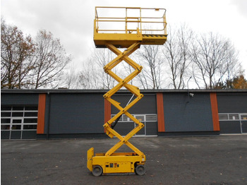 Scissor lift GENIE