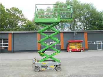 Scissor lift GENIE