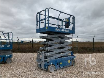 Scissor lift GENIE