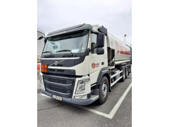 Tank truck VOLVO FM