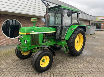 Farm tractor JOHN DEERE 3130