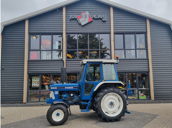 Farm tractor FORD