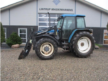 Farm tractor NEW HOLLAND