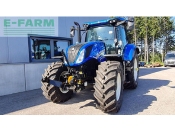 Farm tractor NEW HOLLAND T6