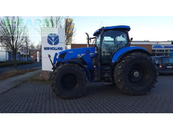 Farm tractor NEW HOLLAND T7.250