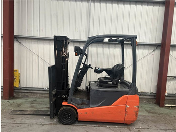 Electric forklift TOYOTA