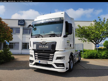 Tractor unit MAN TGX 18.470