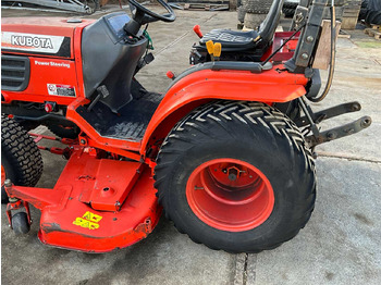 Compact tractor Kubota B2100: picture 5