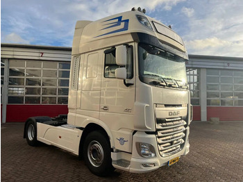 Tractor unit DAF XF 440