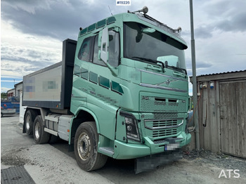 Tipper VOLVO FH16 750