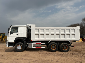 Tipper for transportation of silos HOWO 371: picture 5