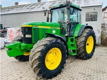 Farm tractor JOHN DEERE 7810