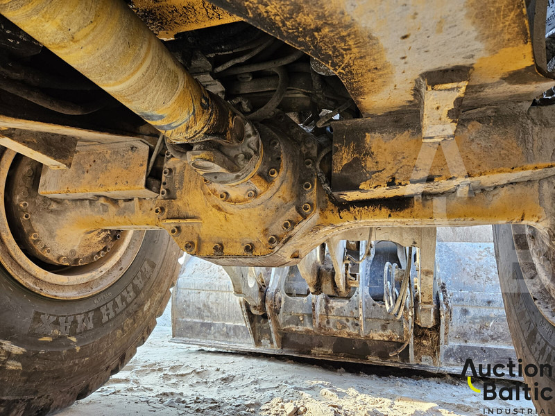 Wheel loader Volvo L 150 E: picture 10