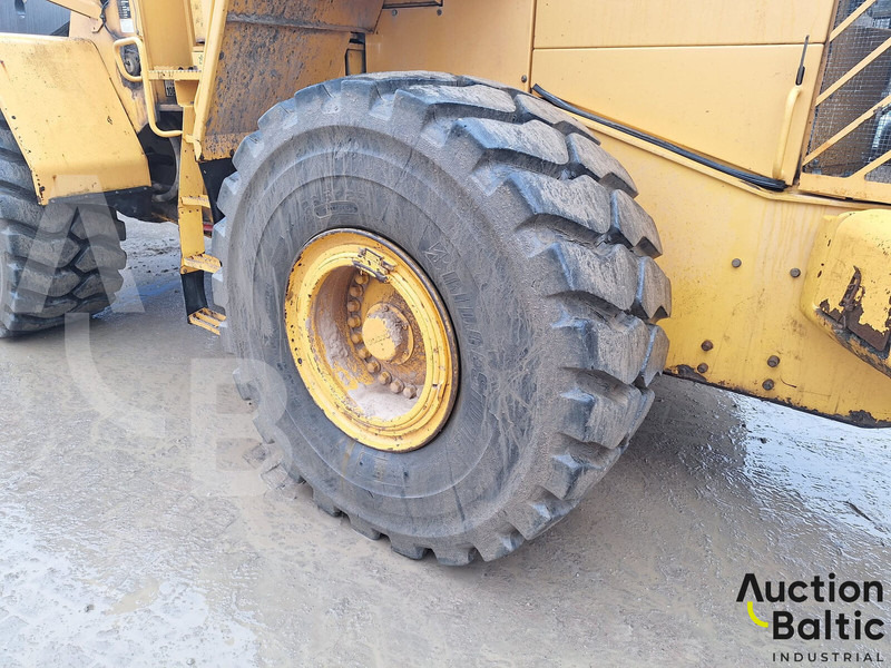 Wheel loader Volvo L 180 E: picture 16