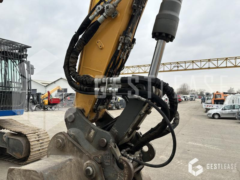 Crawler excavator Liebherr R930LC G8: picture 15