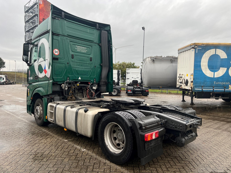 Tractor unit Mercedes-Benz Actros 1845: picture 6