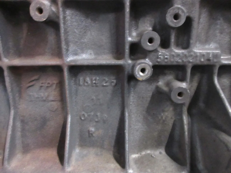 Cylinder block for Truck Iveco 580183643 ONDERBLOK IVECO S WAY 440S46 MODEL 2022 COMPLEET: picture 7