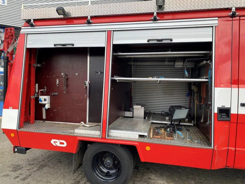 Fire truck Mercedes-Benz 811D / NL VAN / DOUBLE CREWCAB / DOUBLE AIR REAR / TOP CONDITION / ONLY:16261 KM / MARGE!! / TUV:01-12-2025 / GOOD TYRES / AUTOM: picture 10