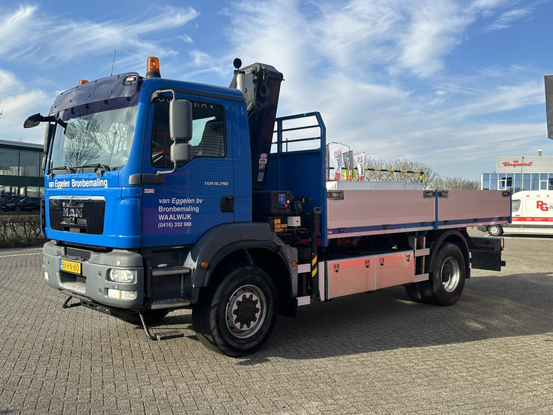 Crane truck MAN TGM 18-290 4x4 Kraan met Open laadbak HMF Kraan 13 T: picture 10