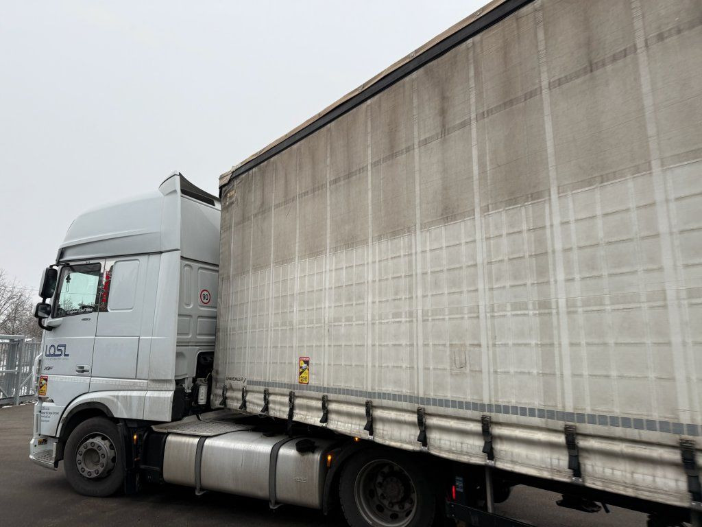 Curtainsider semi-trailer Schwarzmüller SPA 3/E MEGA/lowdeck: picture 6