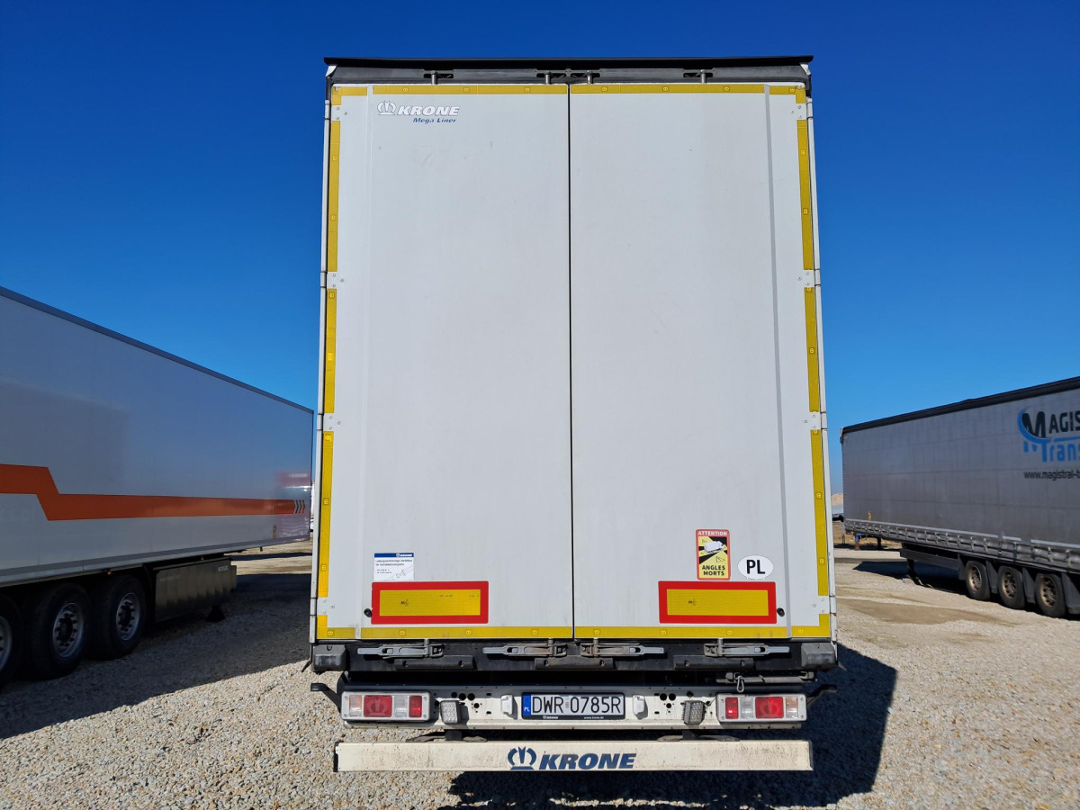 Curtainsider semi-trailer KRONE SD: picture 6