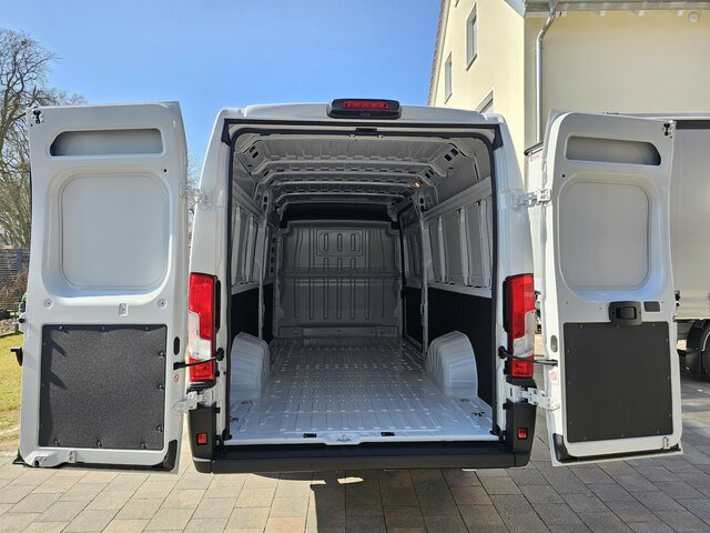 Panel van FIAT Ducato 35 MAXI L5H2 140 15m³ Serie10 9.2 Safety: picture 22