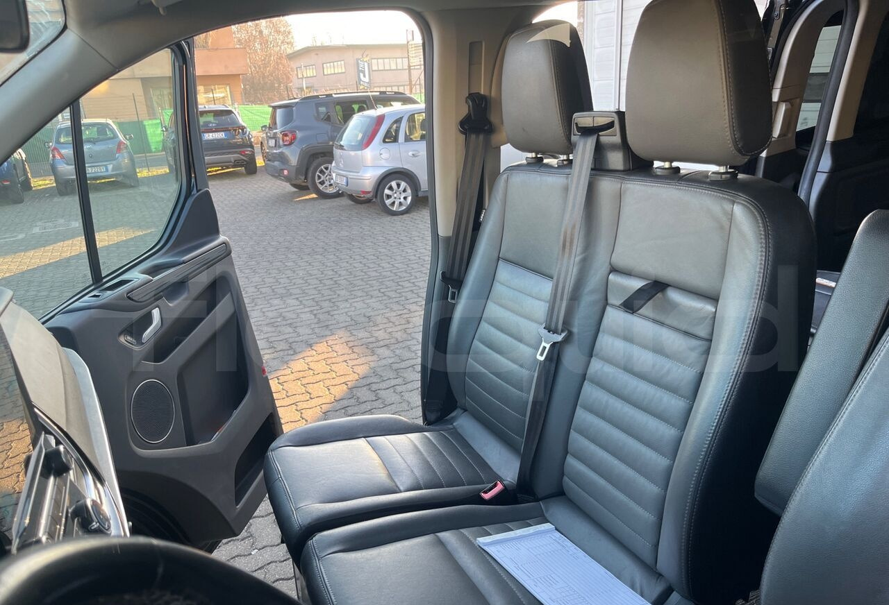 Minibus, Passenger van Ford Tourneo Custom: picture 14