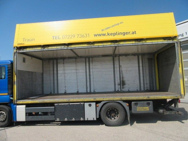 Box truck MAN 18.320 Koffer Schwenkwand LBW: picture 17