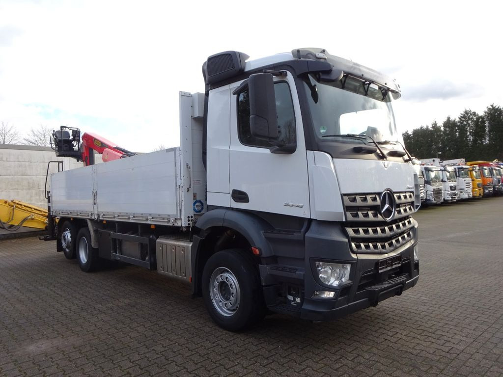 Crane truck, Dropside/ Flatbed truck Mercedes-Benz 2648 Baustoffpritsche + PK 23001 TEC3 Kran: picture 11