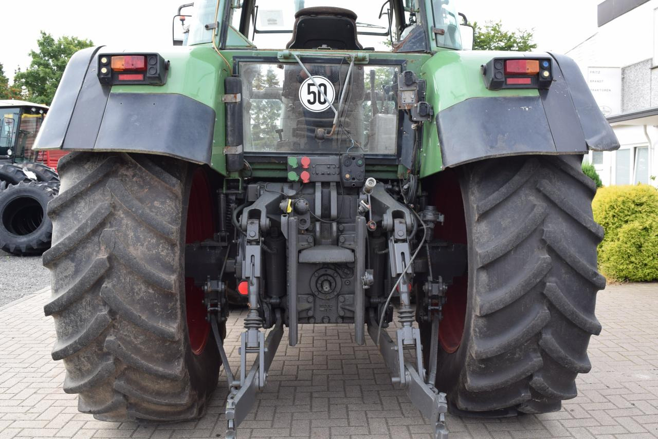 Farm tractor Fendt Favorit 822: picture 7