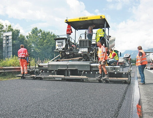 New Asphalt paver BOMAG BF 800C S600 - Tier3: picture 7