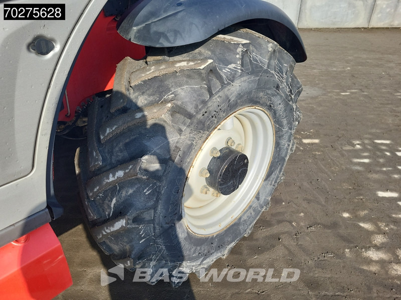 Telescopic handler Manitou MT1335: picture 16
