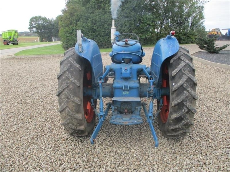 Farm tractor Fordson Major Diesel traktor: picture 12