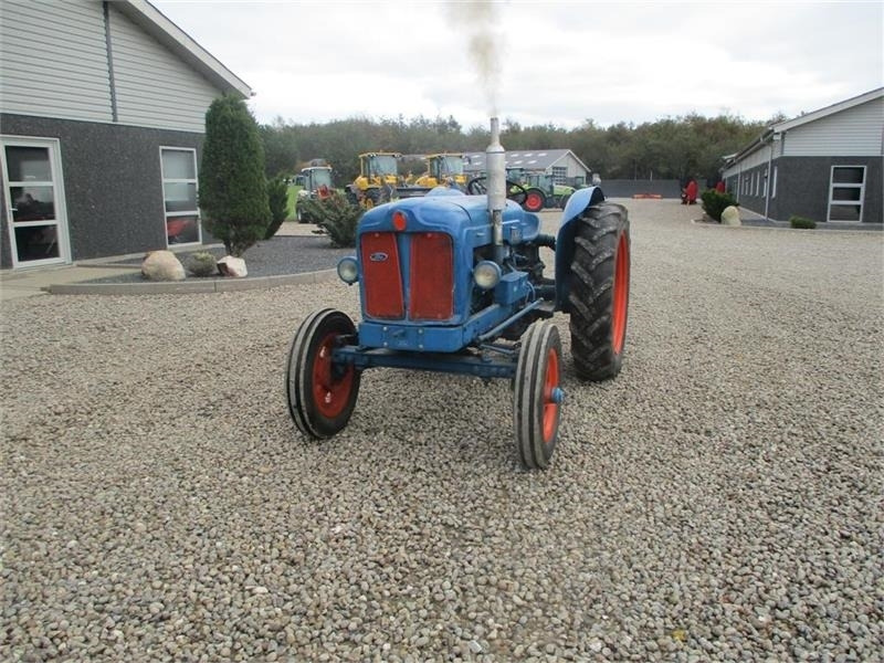 Farm tractor Fordson Major Diesel traktor: picture 8