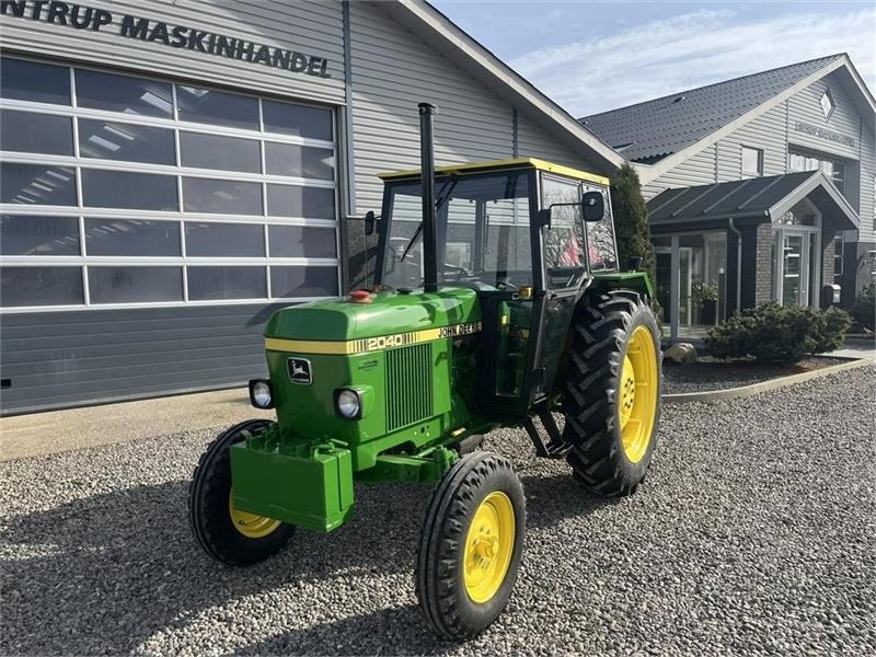 Farm tractor John Deere 2040 Traktoren er professionelt sat i stand og mal: picture 7