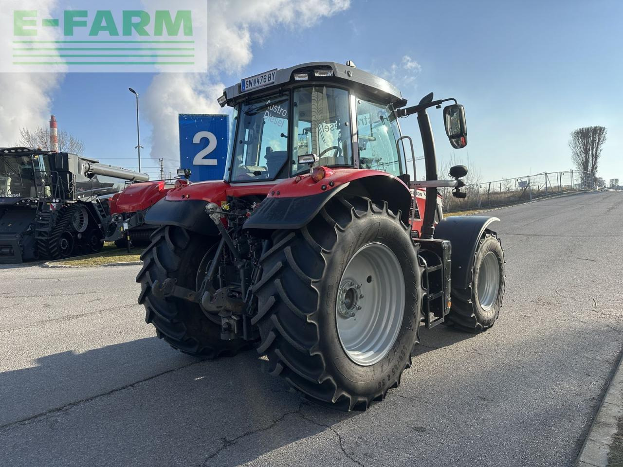 Farm tractor Massey Ferguson mf 6s.180: picture 6