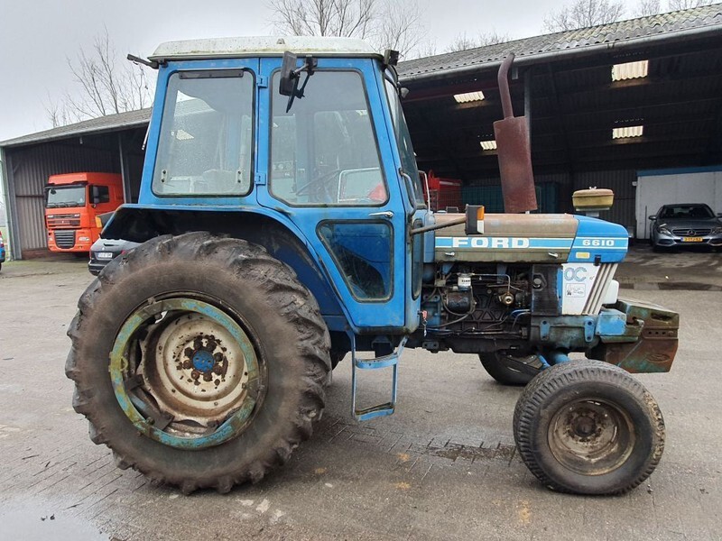 Farm tractor Ford 6610: picture 6