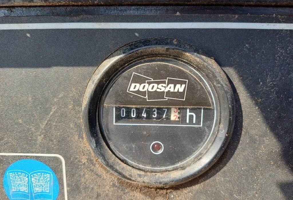 Air compressor Doosan 741: picture 8