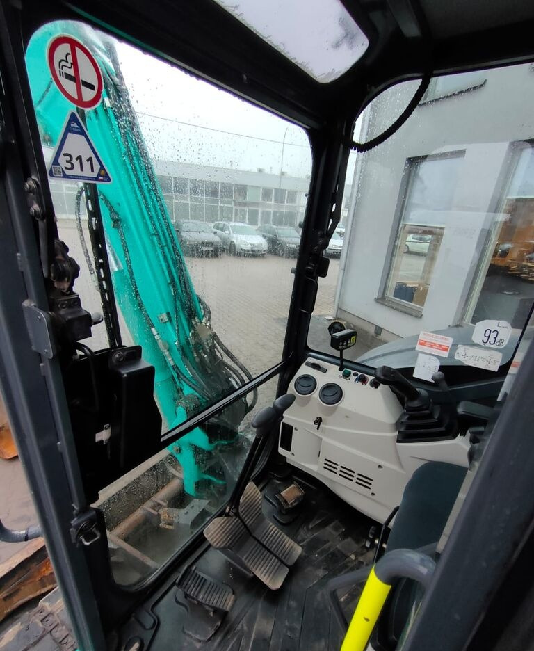 Mini excavator Kobelco SK55 SRX-6: picture 8