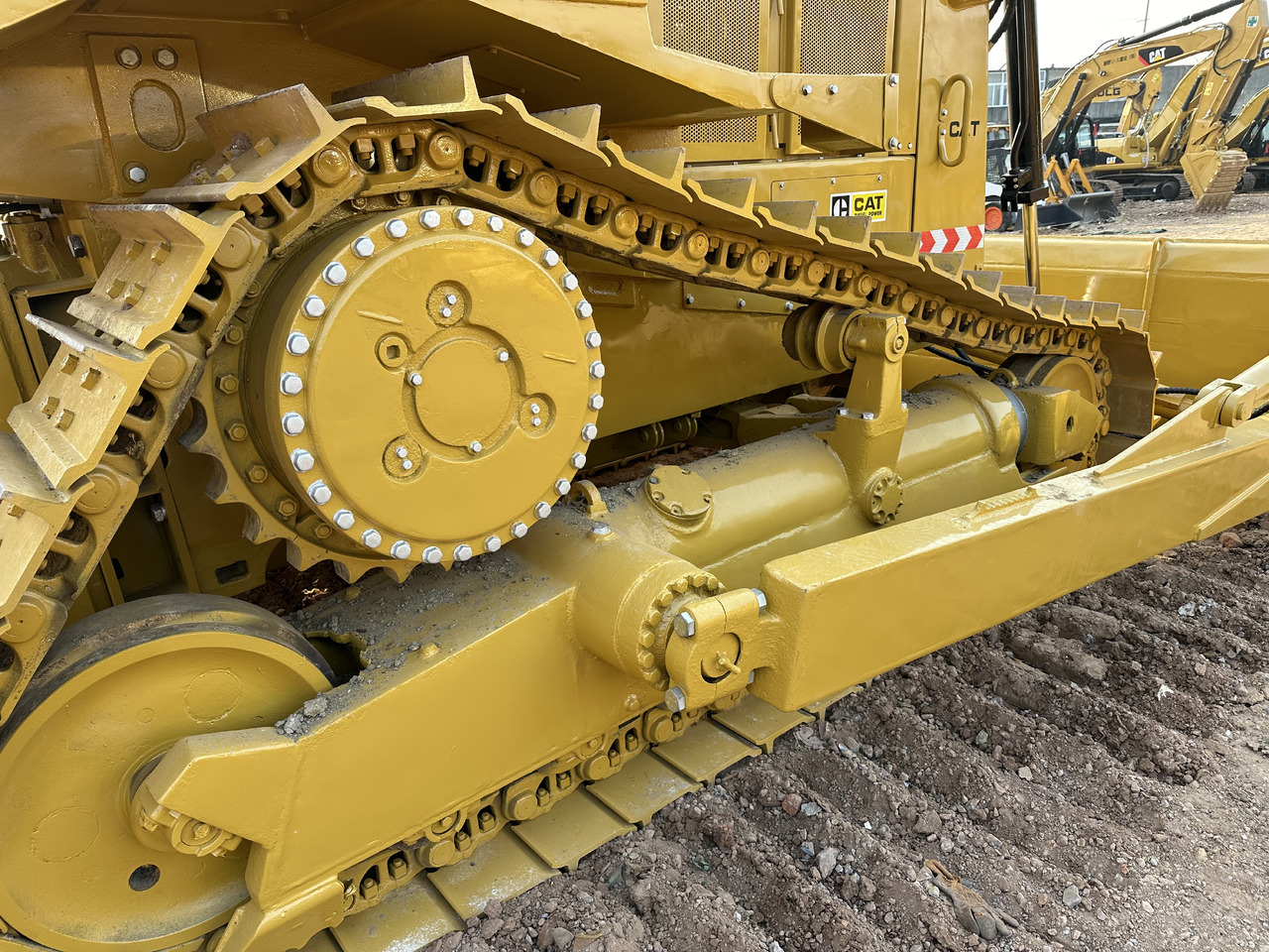 Bulldozer CATERPILLAR D8R: picture 8