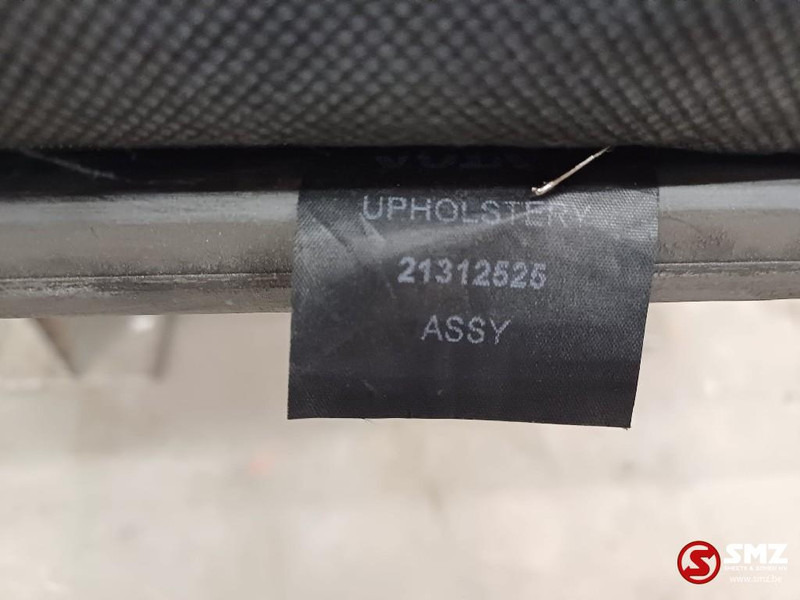 Cab and interior for Truck Volvo Occ bodemplaat + onderbed Volvo: picture 6 Cab and interior for Truck Volvo Occ bodemplaat + onderbed Volvo: picture 6