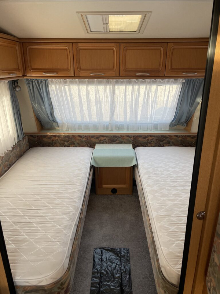 Caravan Hobby 560 UL Prestige 1998: picture 9