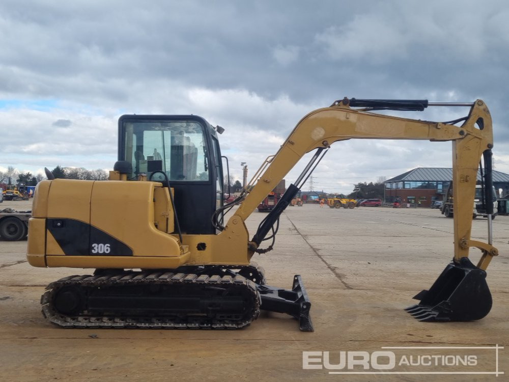 Mini excavator CAT 306: picture 6